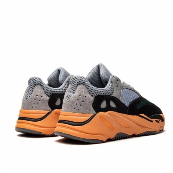 Like New Men’s Size 9 (Euro Sz 42.5) Yeezy Boost 700 Sneakers In Wash Orange - Picture 6 of 17